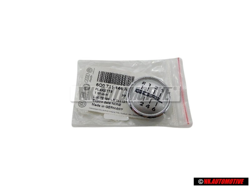 Original VW Badge - 6Q0711144A