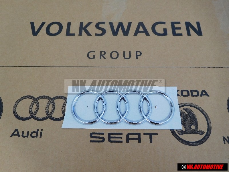 Original Audi Rings Rear Boot Badge Emblem Chrome - 8P7853742A 2ZZ