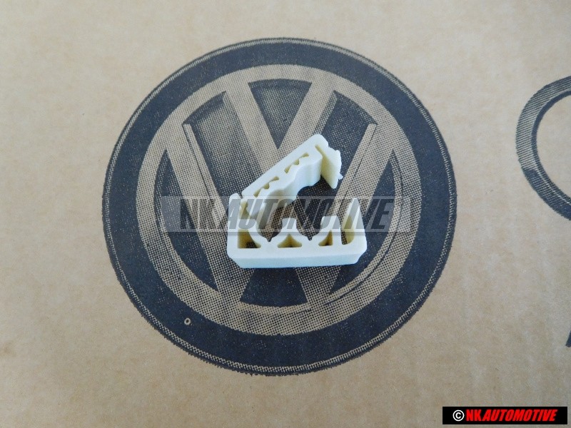 Original VW Clamp - 068130431A