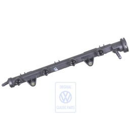 Original VW Fuel Rail - 030133329H