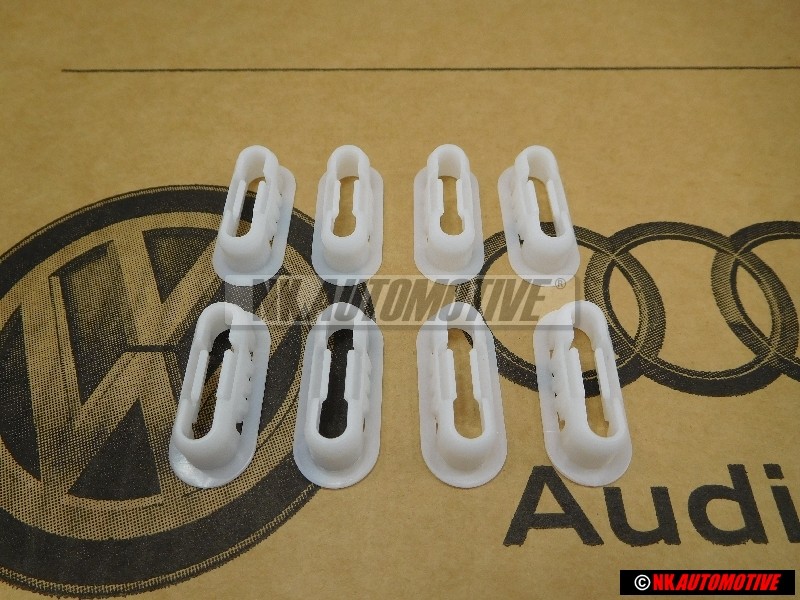 8x Original VW Grommet - 1H0867981