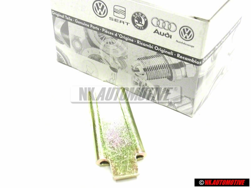 Original VW Rear Anti Roll Sway Stabiliser Bar Clamp Clip - 171511453