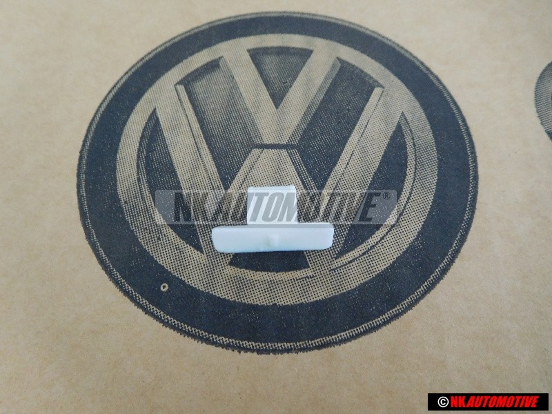 Original VW Clip - 1J0867646