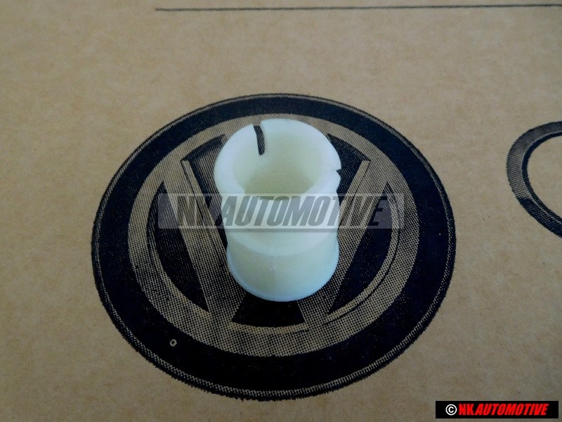Original VW Bush - 171711191