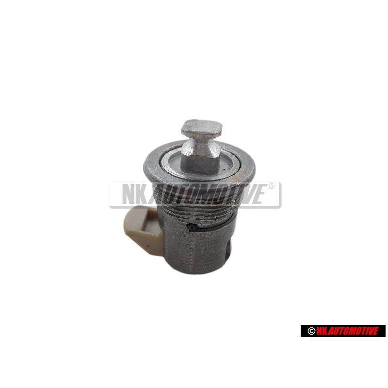 Original VW Catch - 111857131C