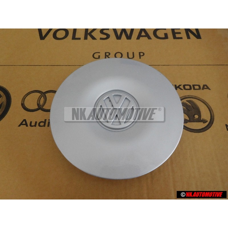 Original VW Wheel Hup Cap Chrome Colored - 7D0601151A 091