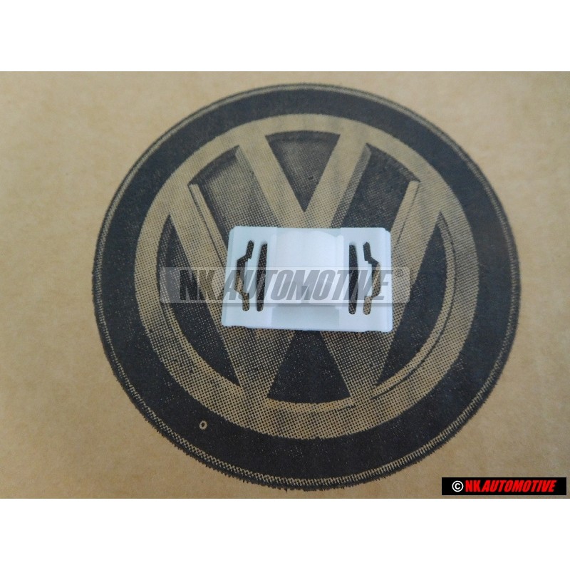 Original Audi Clip - 4A0853825