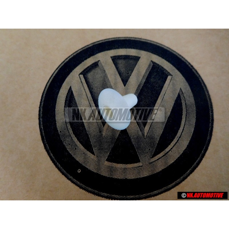 Original VW Bush - 6Q0867334