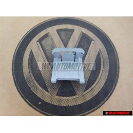 Original VW Retaining Clip - 1Q0867208B