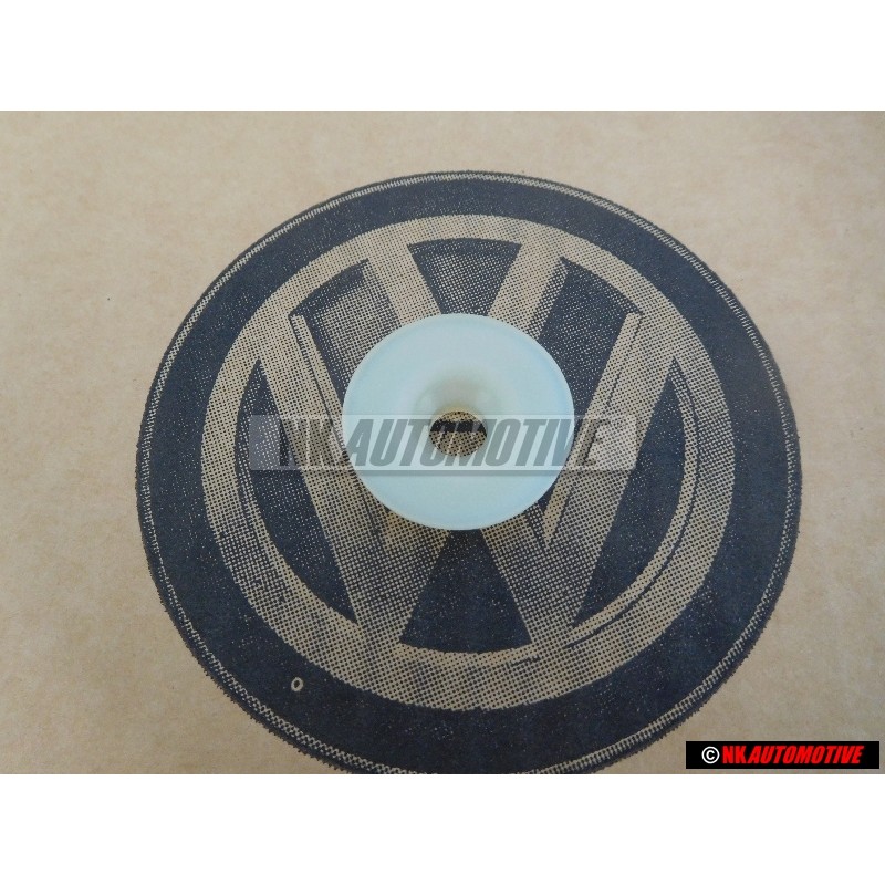 Original VW Clip Nut - 7H0805249