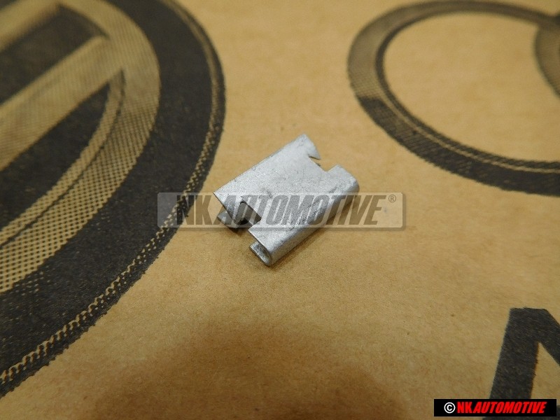 Original VW Clip - 861819145A
