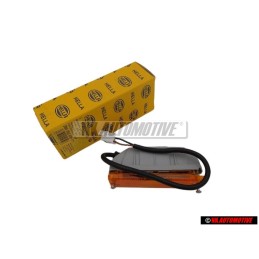 Hella Front Repeater Indicator Light Yellow - 2BA 002 939-171