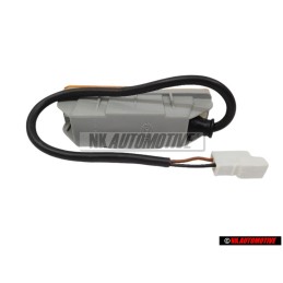 Hella Front Repeater Indicator Light Yellow - 2BA 002 939-171